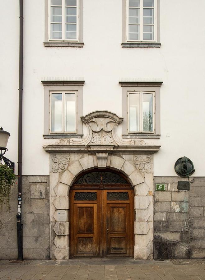 Apartment Breg - Old Town River ليوبليانا المظهر الخارجي الصورة